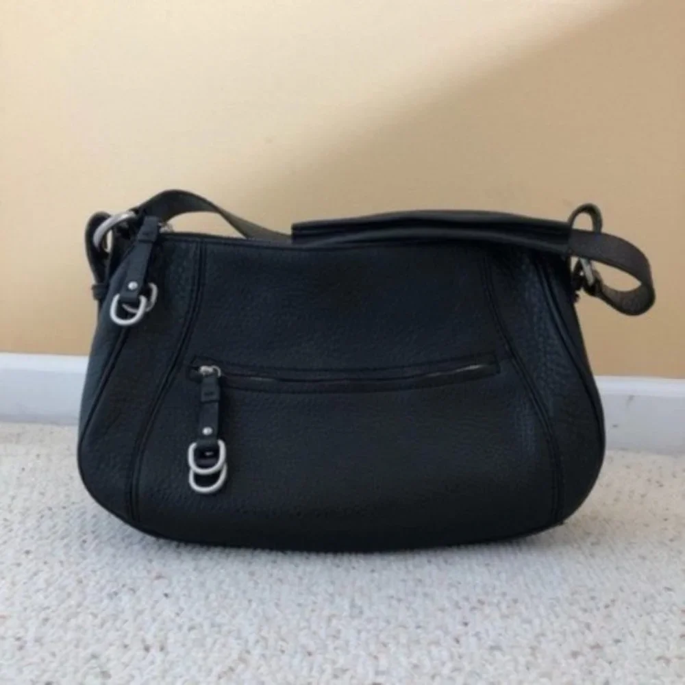 Black Cole Haan purse - Picture 1 of 8
